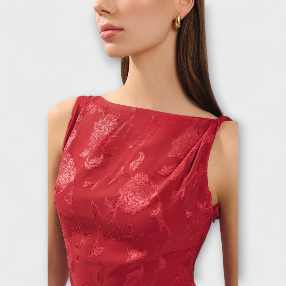 Opal | Élégante robe maxi dos nu en jacquard à lacets