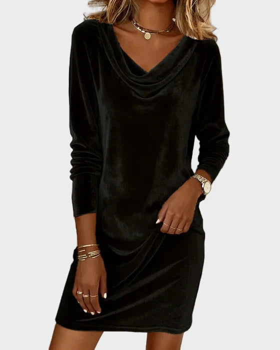Frosina | Robe en velours à col bénitier