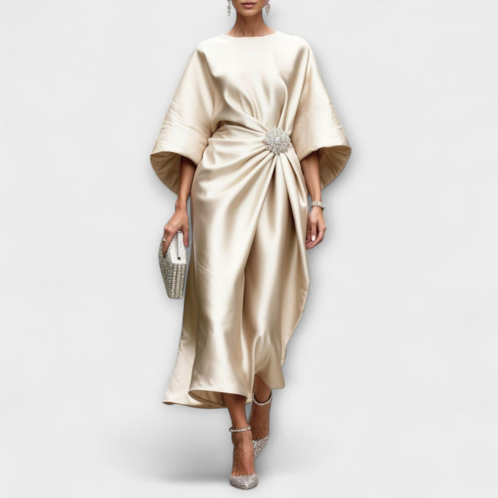 Robe longue satin scintillante de luxe