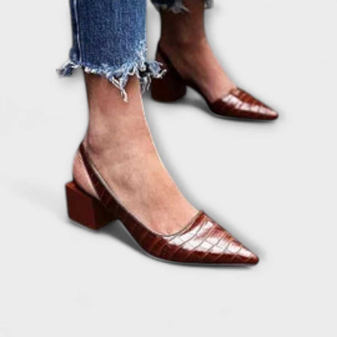 Bethany - Slingbacks asymétriques à talons épais