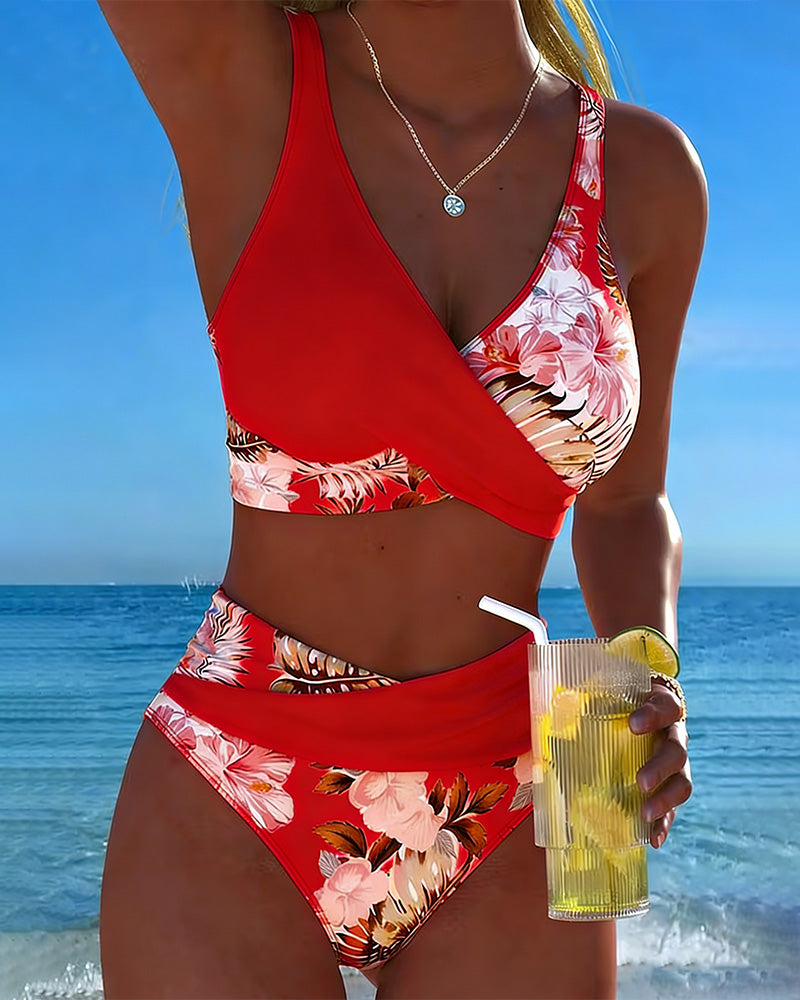 Bikini à motif floral contrastant et fente