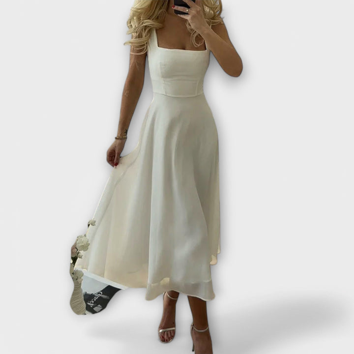 Robe élégante sans manches