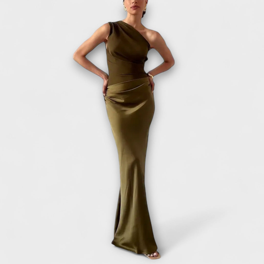 Élégante robe maxi plissée à une épaule