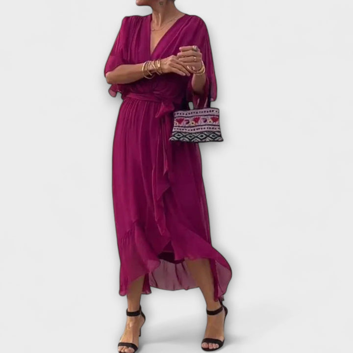 Amoura | Robe en mousseline à col en V