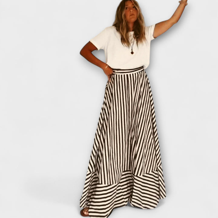Robe maxi à volants Nocturnal Charm