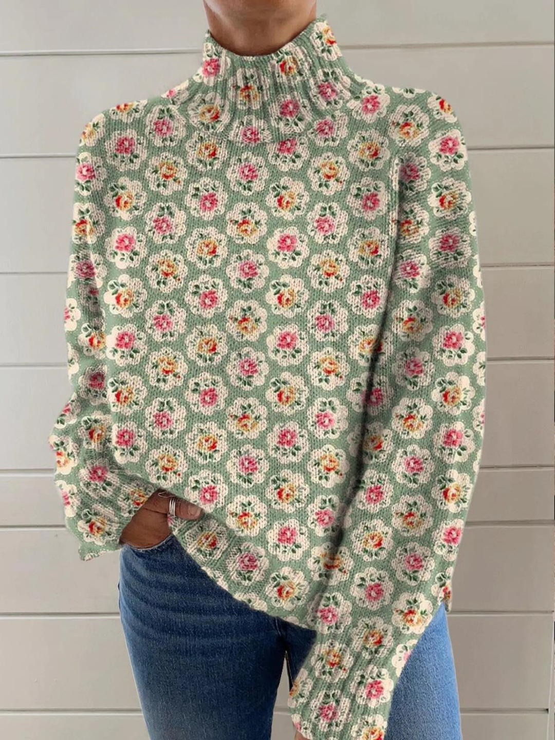 Chloe - Pull à col roulé vert clair à petites fleurs