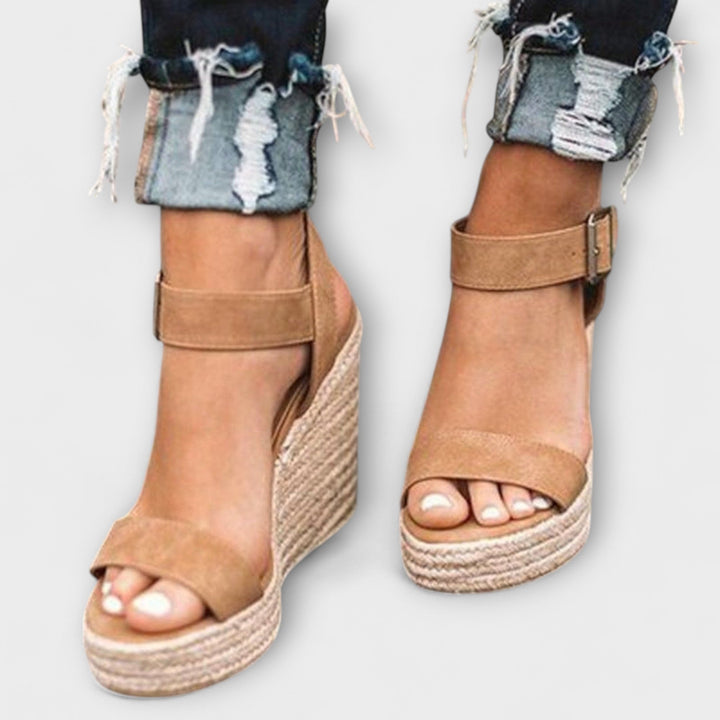 Elizabeth | Élégantes chaussures femme avec ceinture