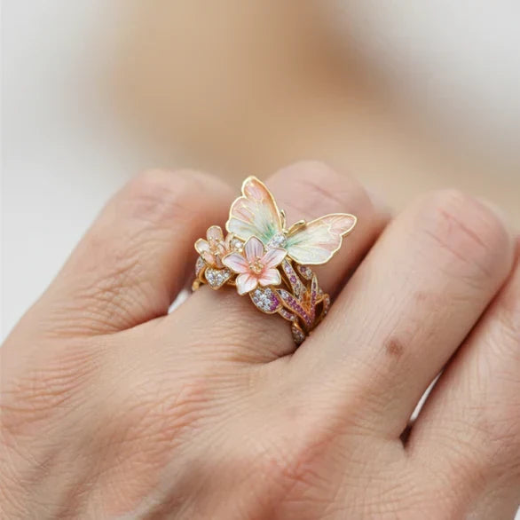 Bague papillon naturelle scintillante avec zircons