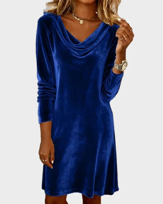 Frosina | Robe en velours à col bénitier