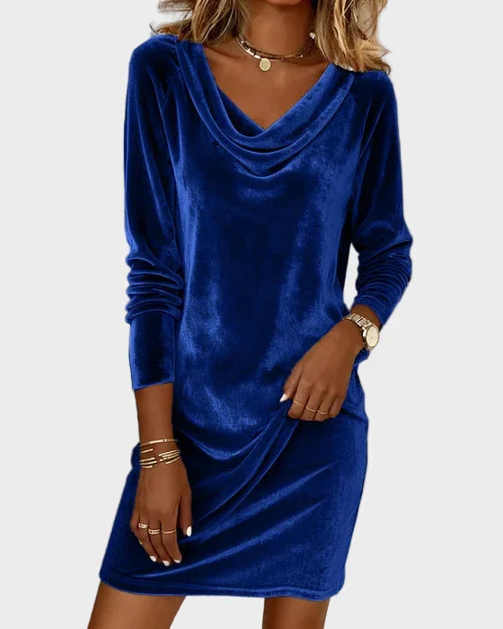 Frosina | Robe en velours à col bénitier