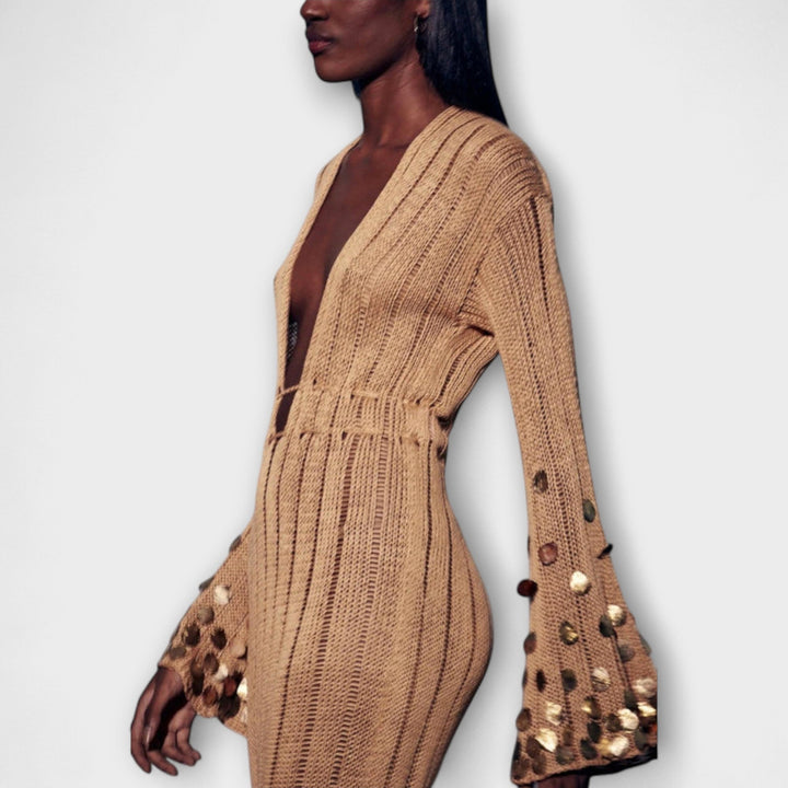 Kathleen | Robe maxi en maille dorée de Dolly