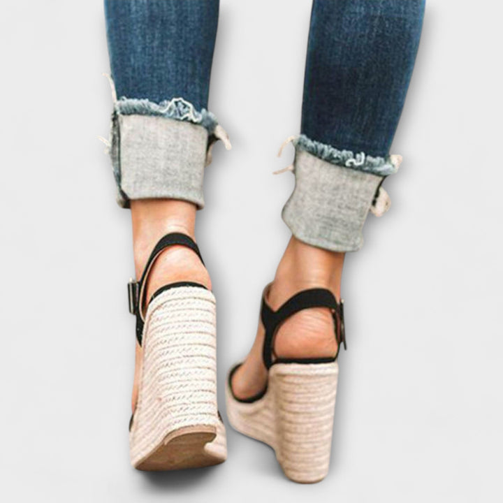 Elizabeth | Élégantes chaussures femme avec ceinture