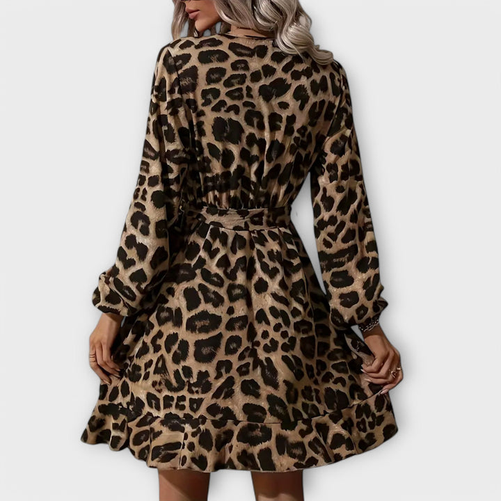 Robe chic motif léopard à col en V et ceinture à nouer