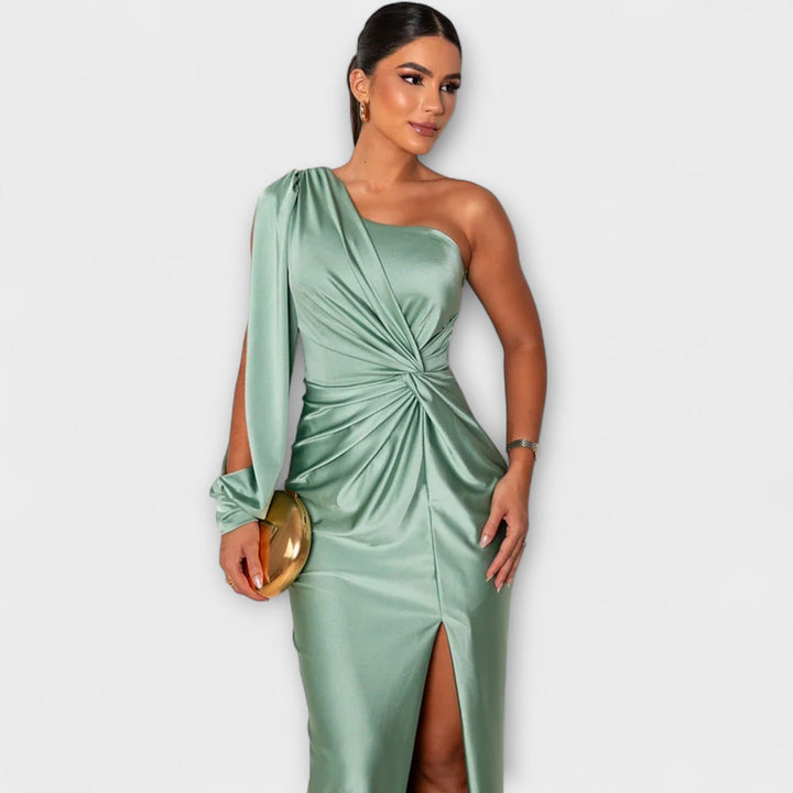 Julie | Robe structurée à encolure raffinée