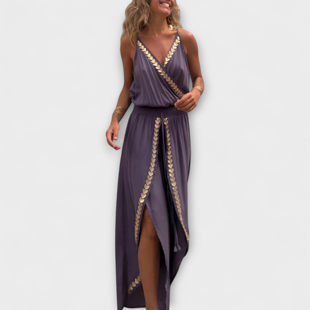 Angela - Combinaison Donatila à col en V, broderie et jambes ouvertes