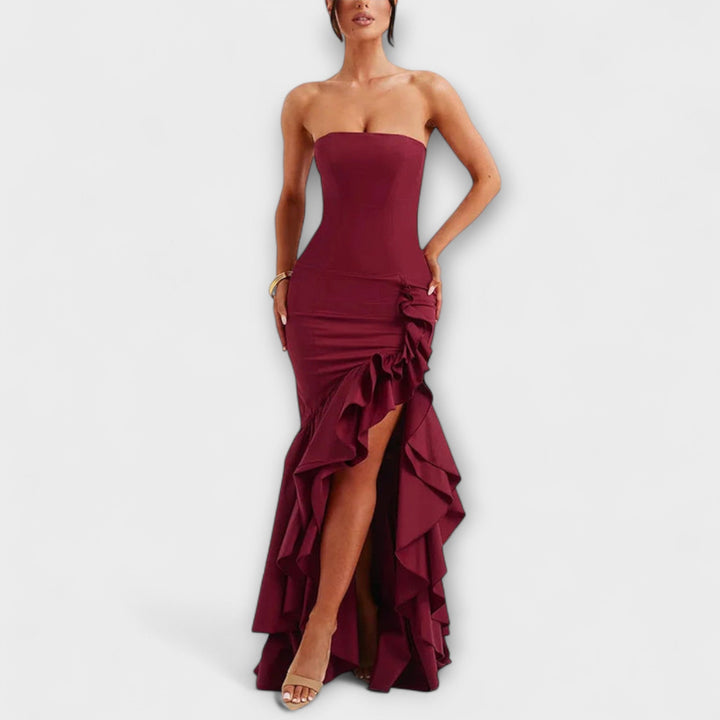 Zuri | Robe maxi cintrée épaules dénudées à ourlet asymétrique