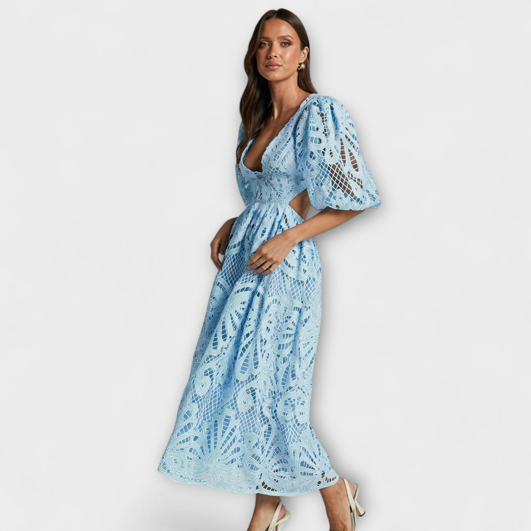 Élégante robe aux détails délicats