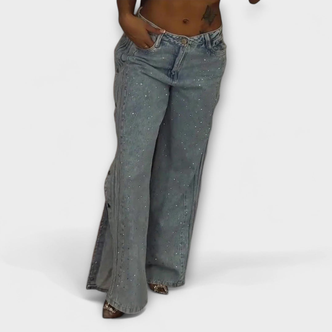 Nola - Jean taille haute à strass et boutons latéraux
