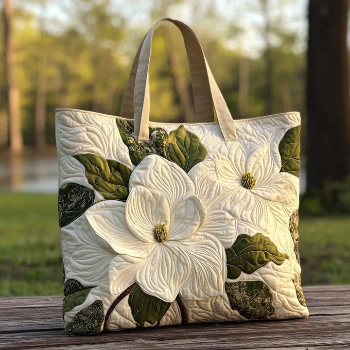 SAC MATELASSÉ | ELEGANT WHITE LILIES