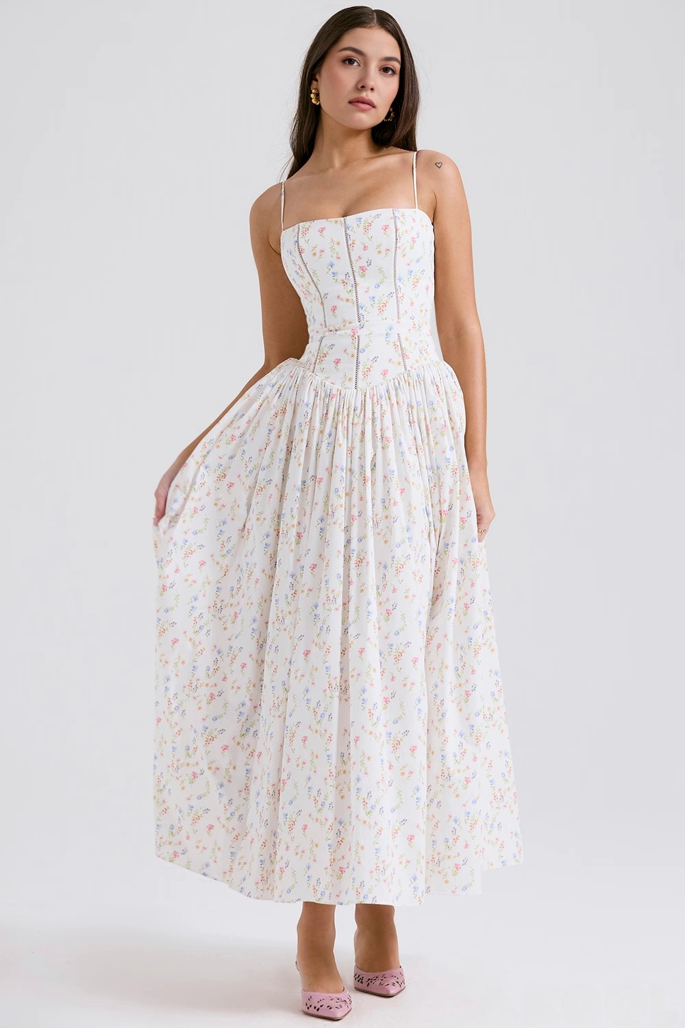 Alexandra | Robe maxi à motif fleuri et fines bretelles