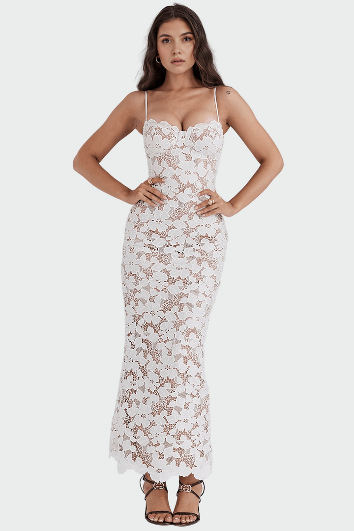 Karolina | Robe maxi en dentelle à fines bretelles