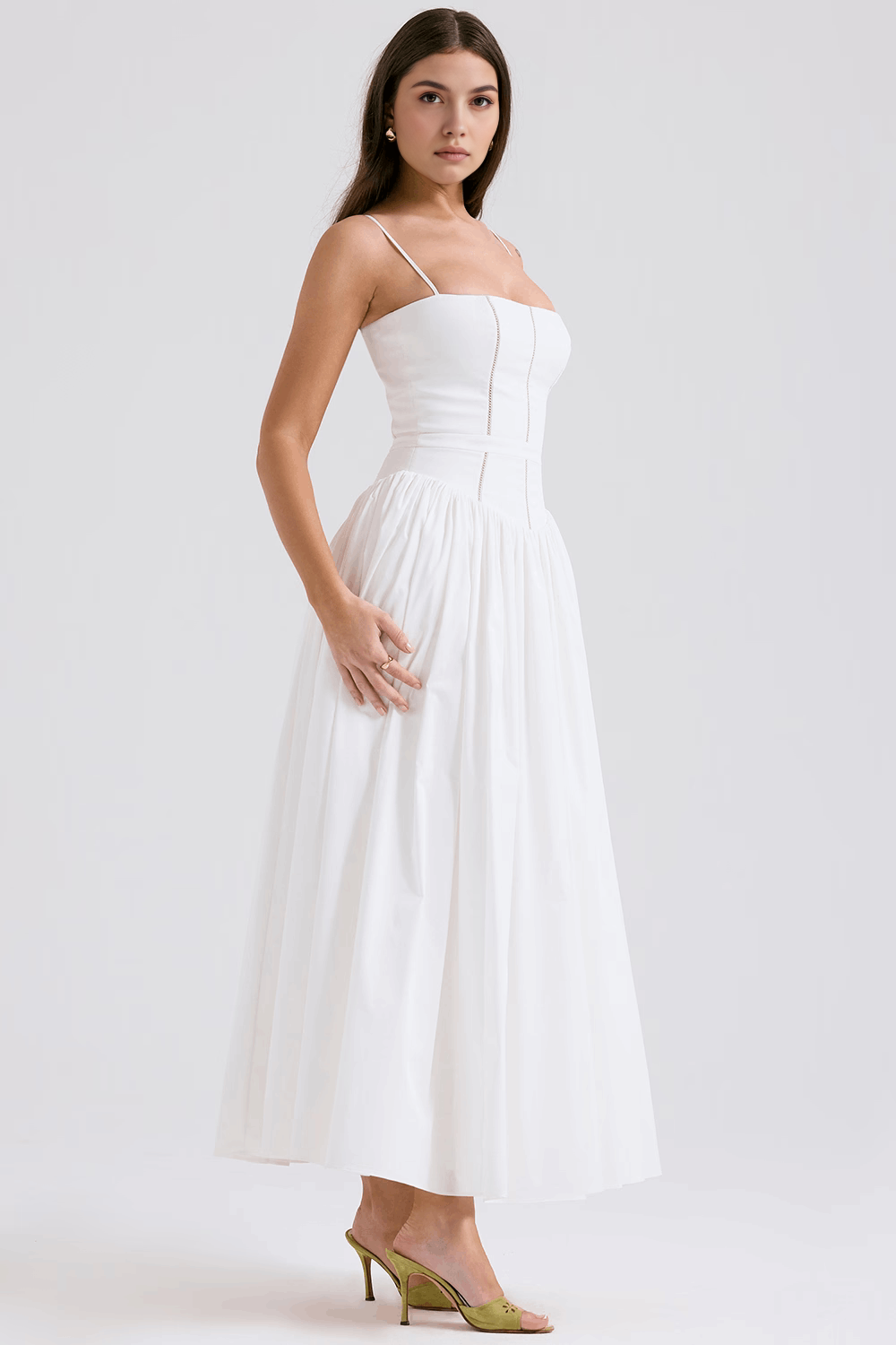 Alexandra | Robe maxi à motif fleuri et fines bretelles