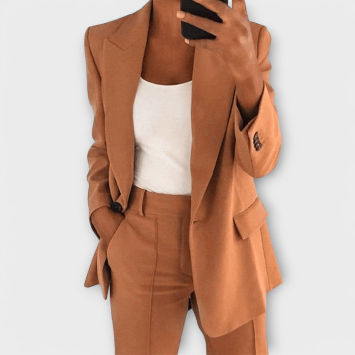Ensemble élégant deux pièces pour femme