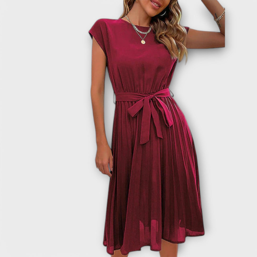 Claire - Robe midi décontractée plissée à manches courtes