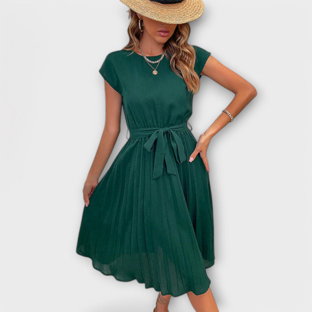 Claire - Robe midi décontractée plissée à manches courtes