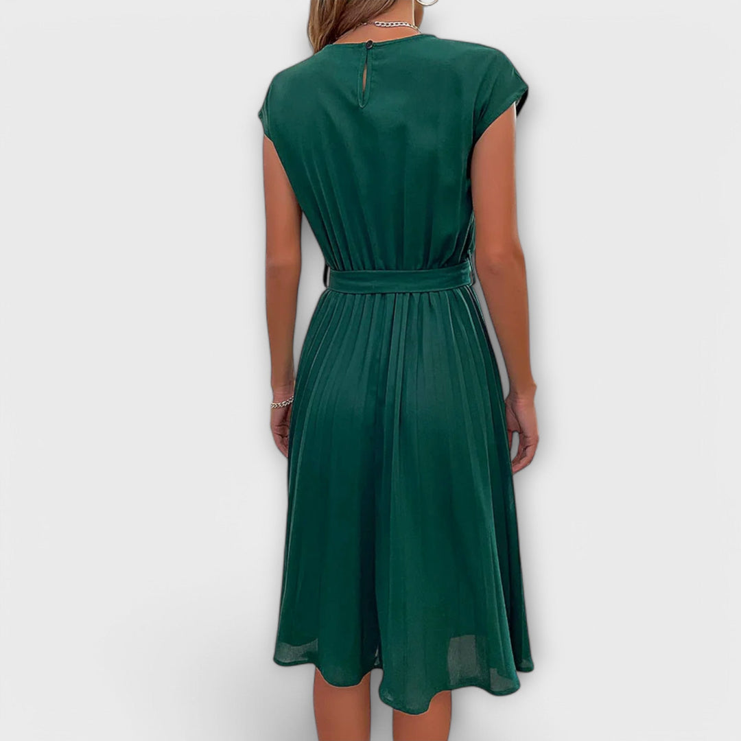 Claire - Robe midi décontractée plissée à manches courtes