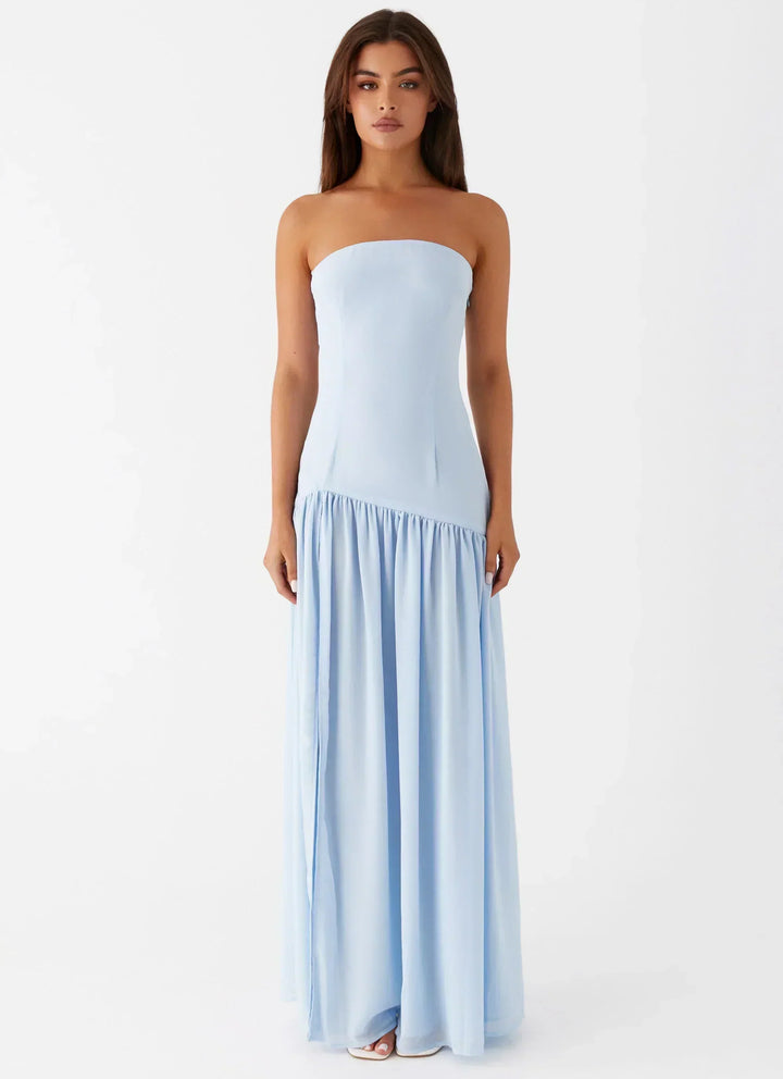 Alexandra | Robe maxi épaules dénudées à couture asymétrique