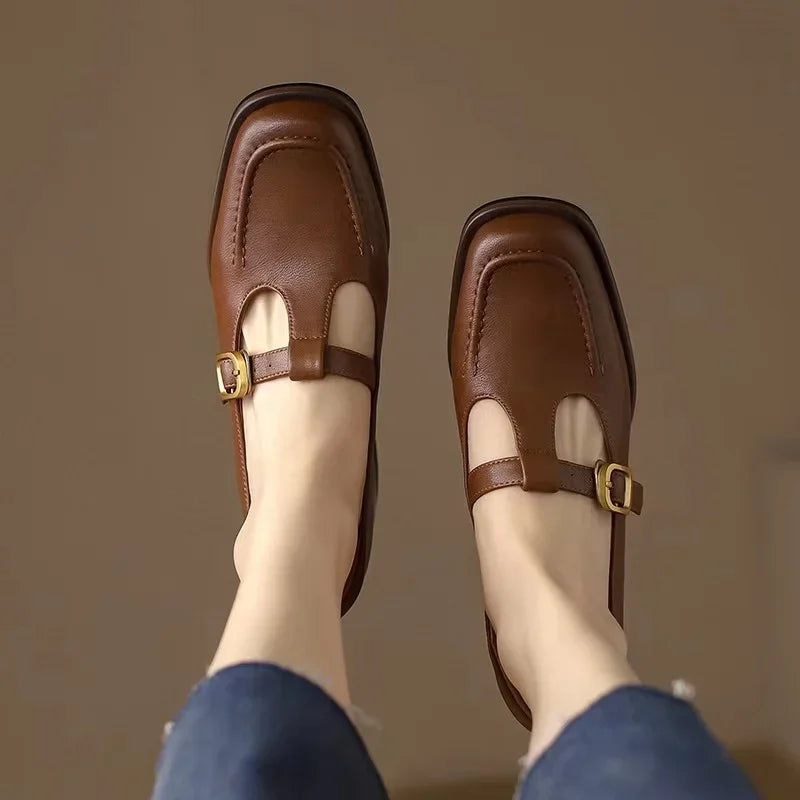 EMILIA | CHAUSSURES VINTAGE À BRIDE EN T
