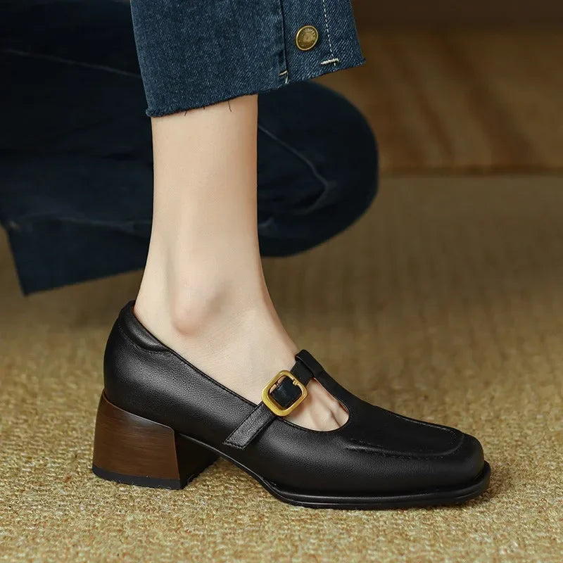 EMILIA | CHAUSSURES VINTAGE À BRIDE EN T