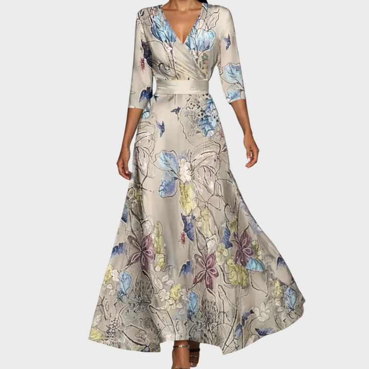 Emily | Robe maxi aérienne à encolure structurée