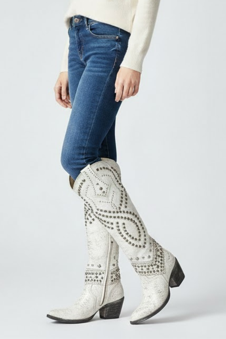 Amara | Bottes hautes à talon massif et détail de clous