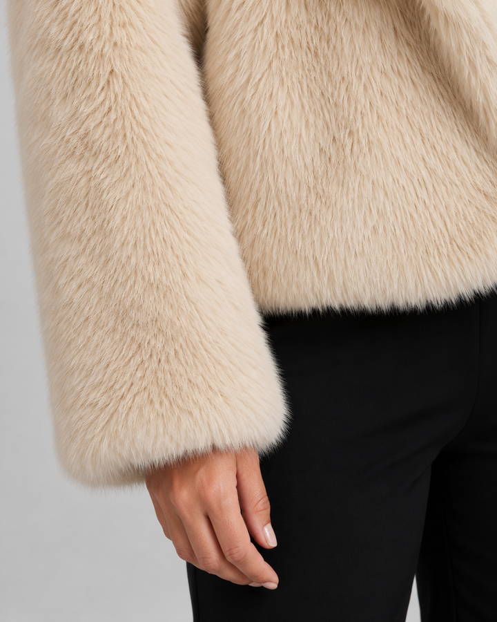 LAURENCE | VESTE EN FAUSSE FOURRURE COURTE