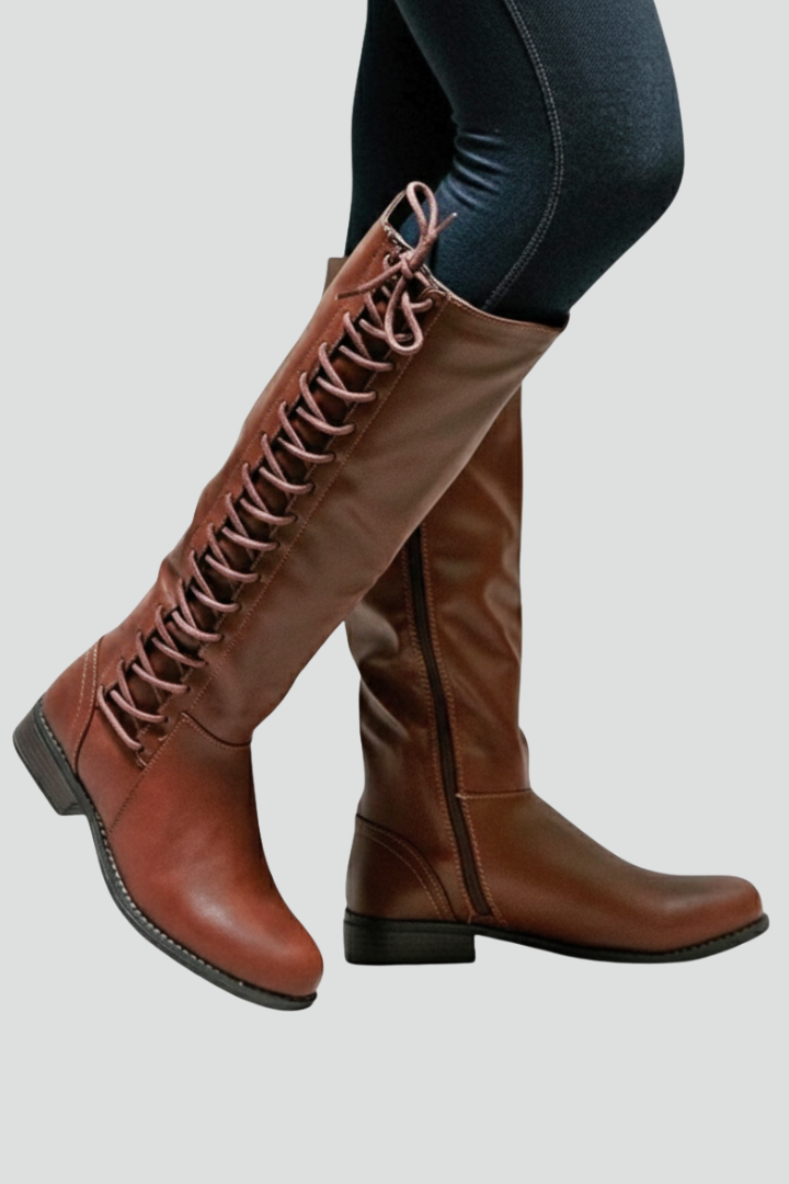 Clarissa | Bottes hautes à laçage avant et extérieur sobre