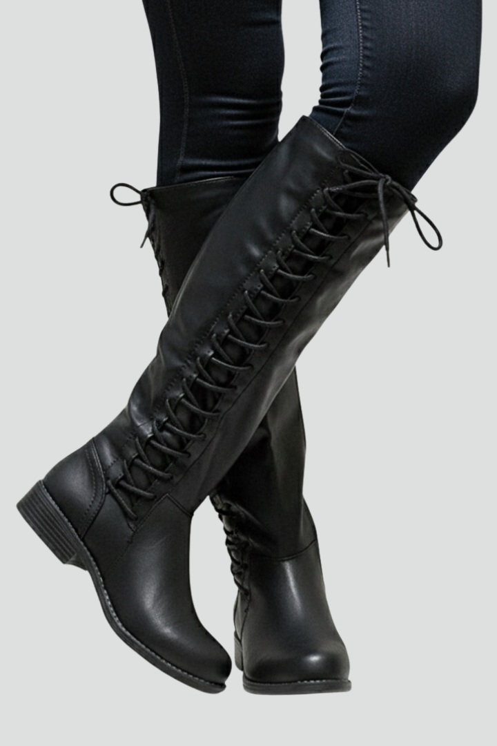 Clarissa | Bottes hautes à laçage avant et extérieur sobre