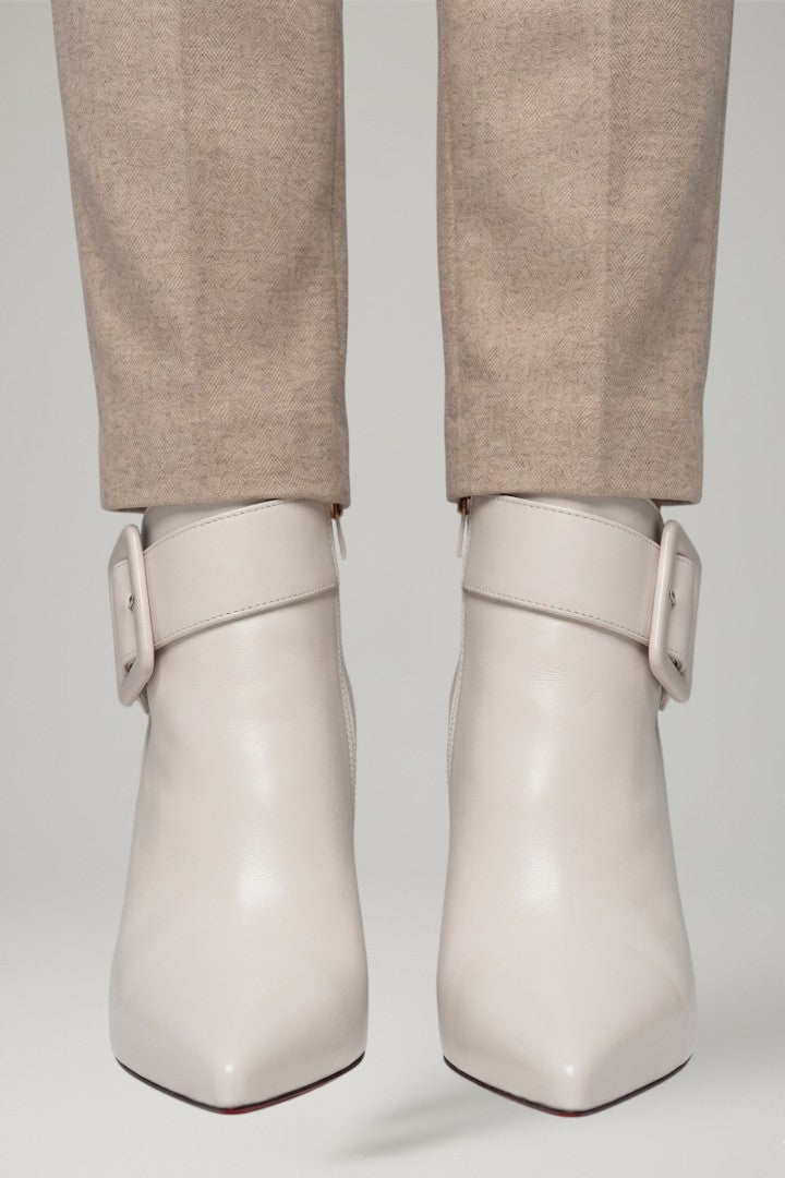 Fiona | Bottines en cuir à boucle et fermeture zippée