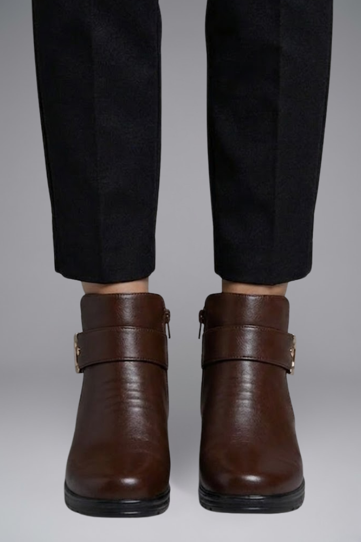 Valentina | Bottes en cuir à semelle orthopédique et extérieur structuré