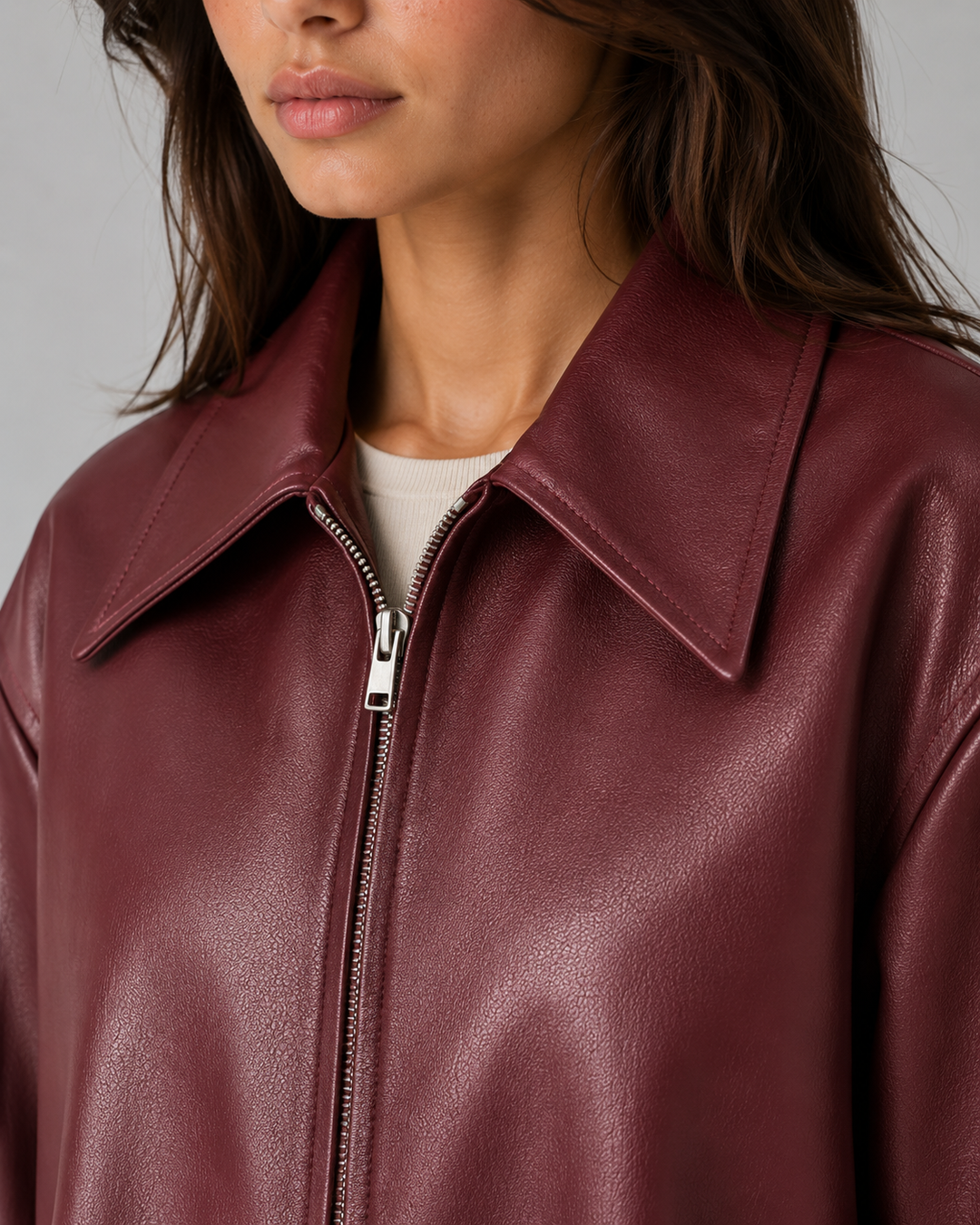 LÉONORE | VESTE EN SIMILICUIR COURTE