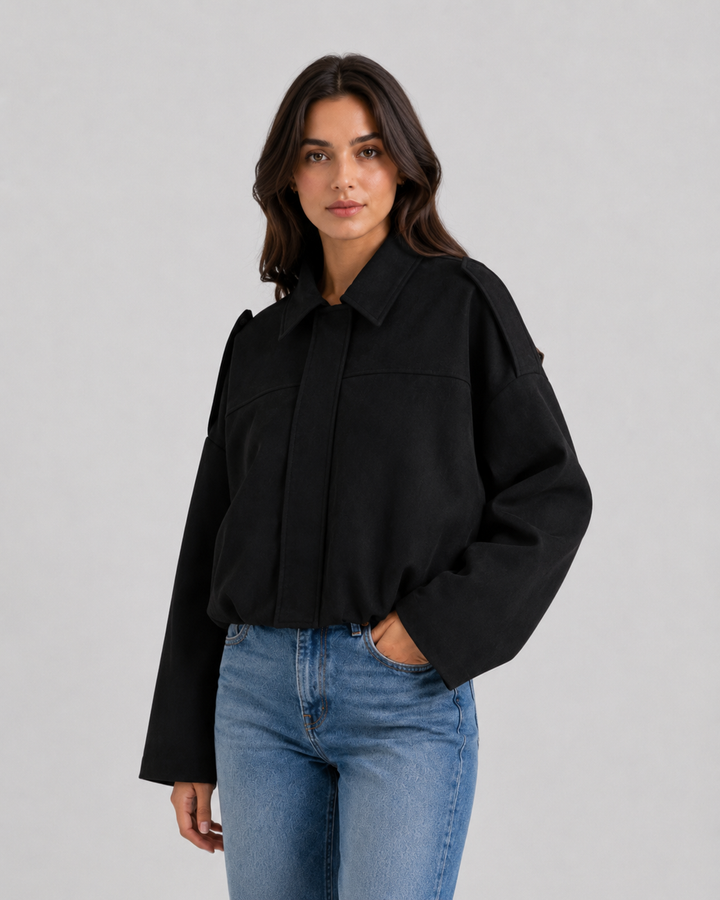 FRANCE | VESTE EN SIMILICUIR COURTE