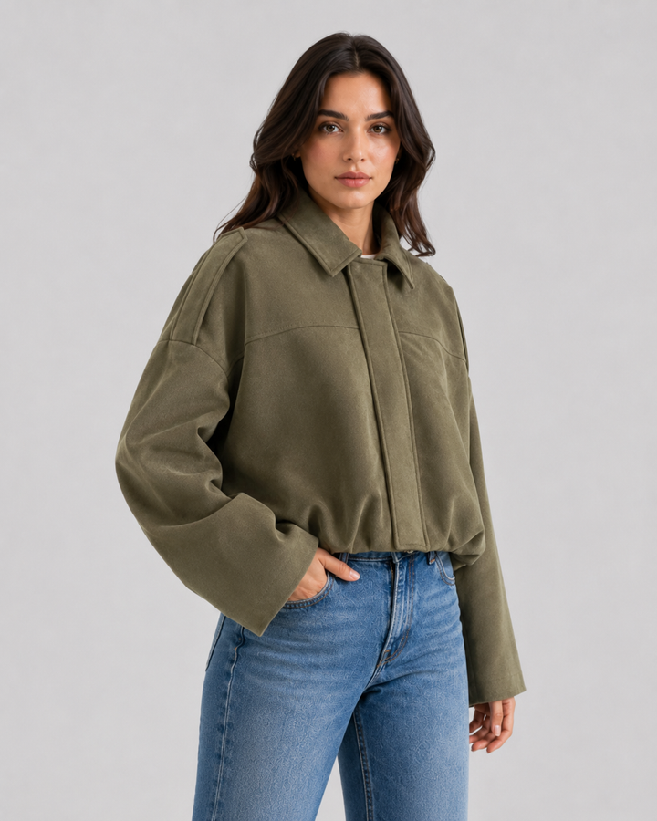 FRANCE | VESTE EN SIMILICUIR COURTE