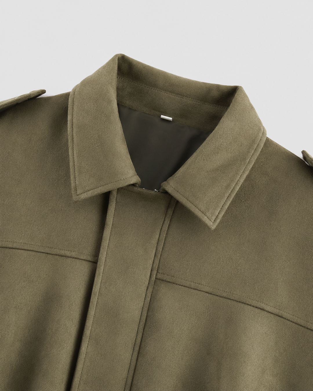 FRANCE | VESTE EN SIMILICUIR COURTE