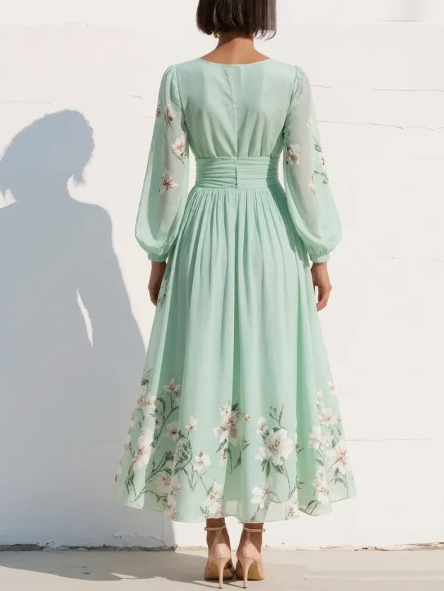 Lucija | Robe midi en mousseline vert menthe à broderie florale