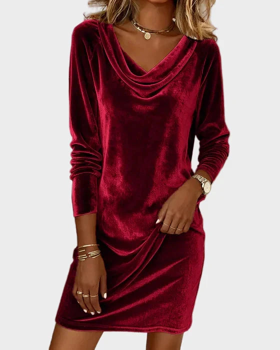 Frosina | Robe en velours à col bénitier