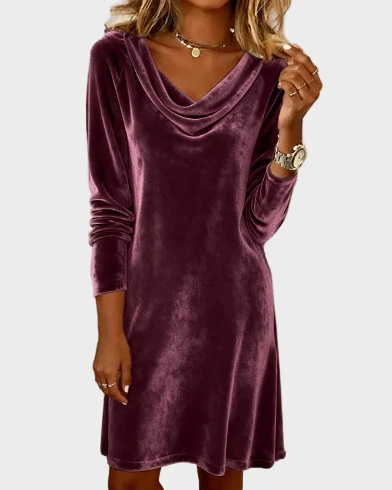Frosina | Robe en velours à col bénitier