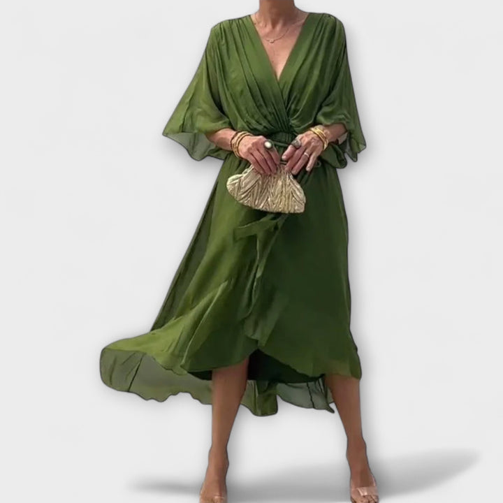 Amoura | Robe en mousseline à col en V