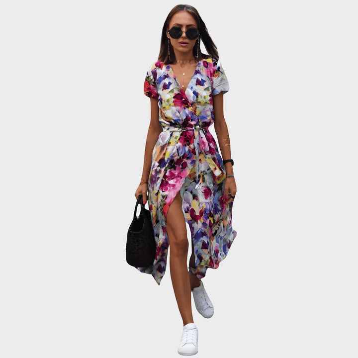 Aldona | Robe portefeuille aérienne qui marque la taille