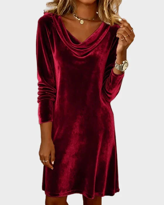Frosina | Robe en velours à col bénitier